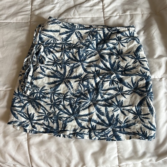 urban outfitters BDG size small palm tree wrap skirt - Picture 3 of 7
